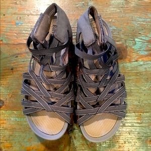 Baretraps Women’s Gladiator Sandals Size 7